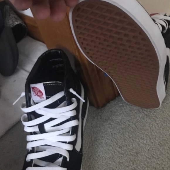 Black and white hi top vans - Picture 7 of 7